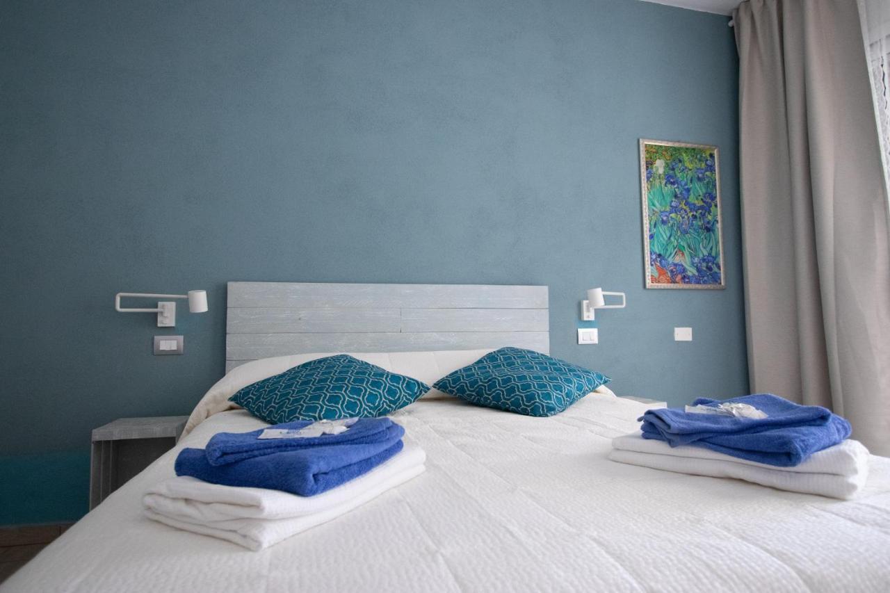 Un Posto Al Sole Bed & Breakfast Molino Nuovo  ภายนอก รูปภาพ