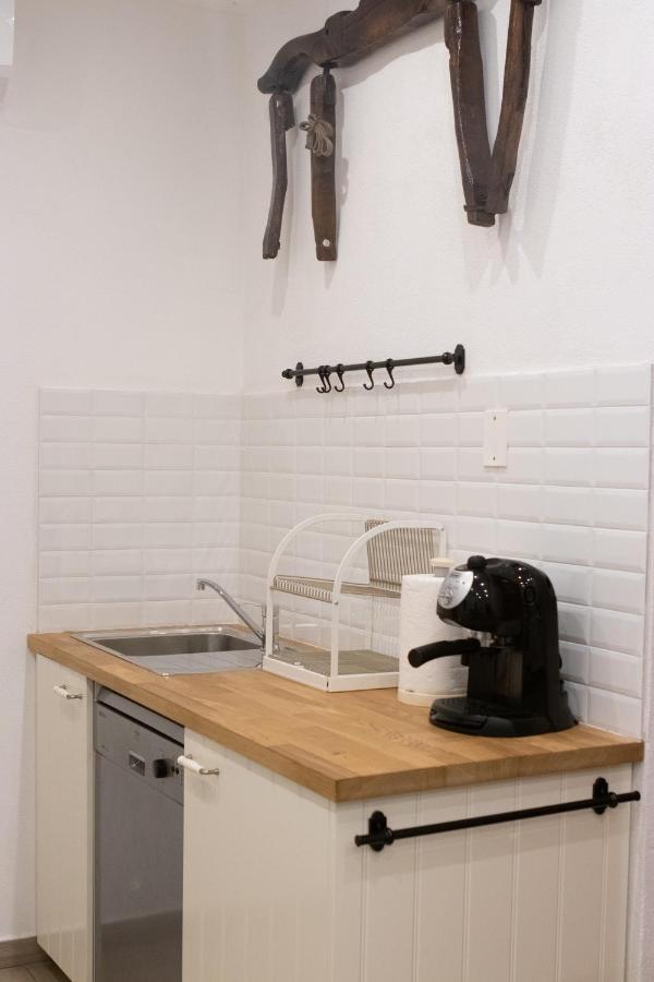 Un Posto Al Sole Bed & Breakfast Molino Nuovo  ภายนอก รูปภาพ