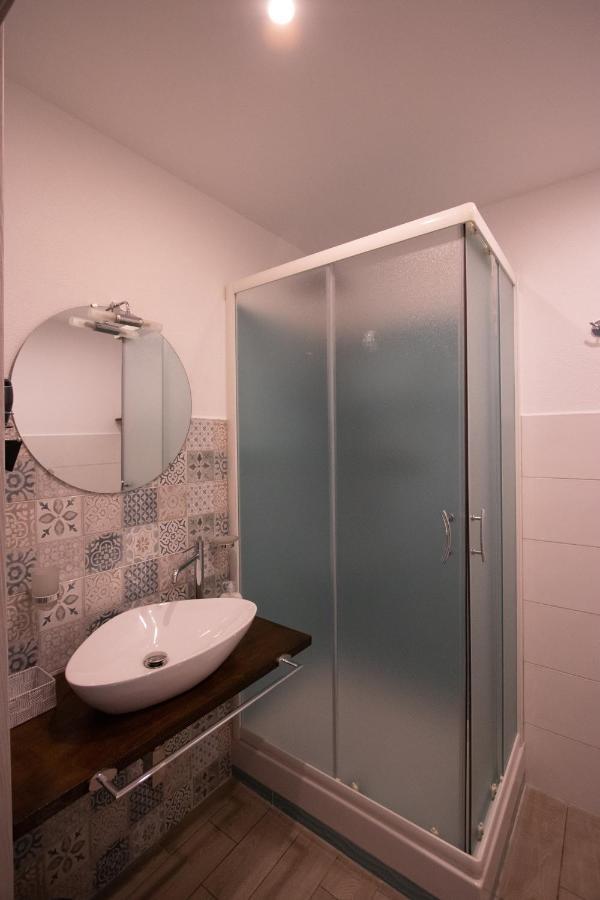 Un Posto Al Sole Bed & Breakfast Molino Nuovo  ภายนอก รูปภาพ