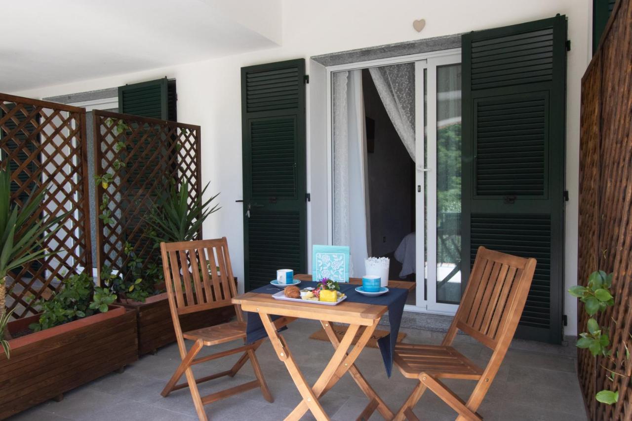 Un Posto Al Sole Bed & Breakfast Molino Nuovo  ภายนอก รูปภาพ