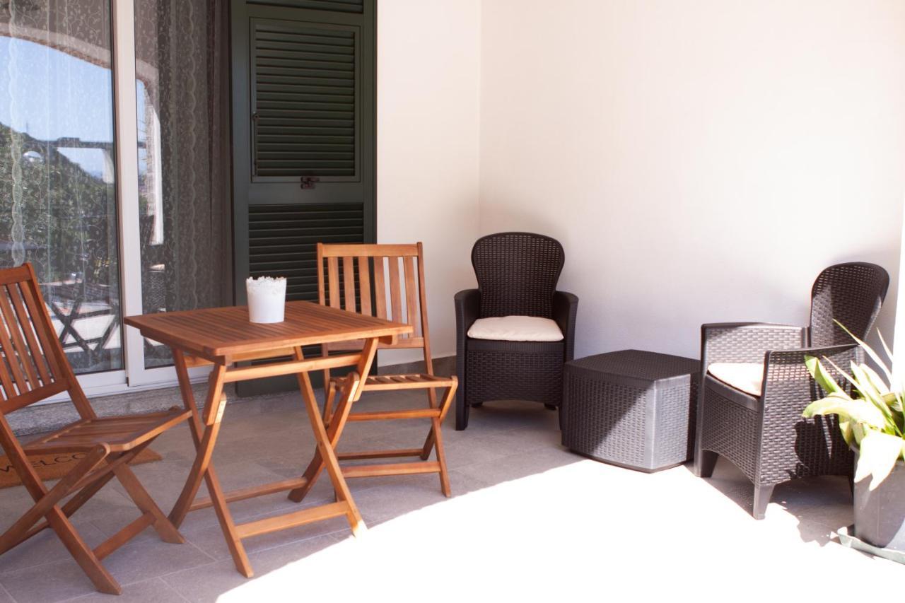Un Posto Al Sole Bed & Breakfast Molino Nuovo  ภายนอก รูปภาพ